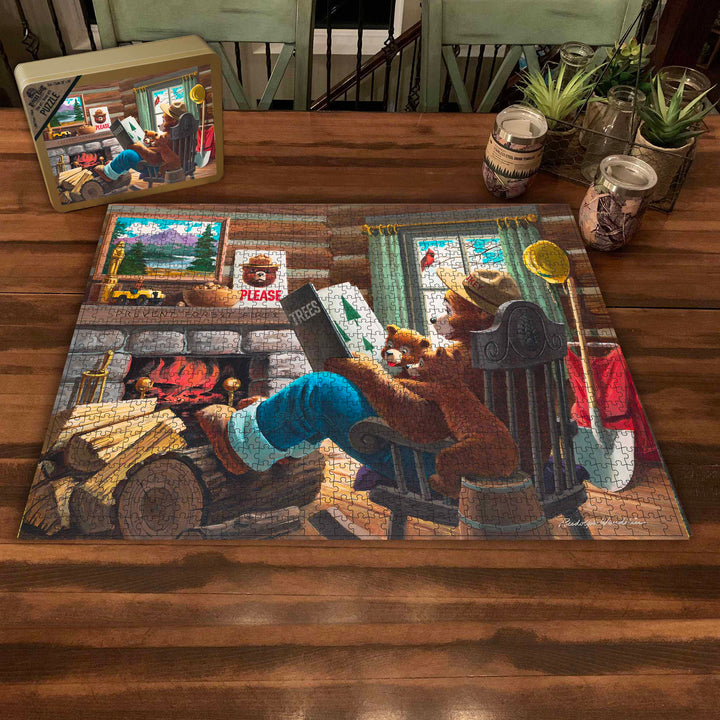 Jigsaw Puzzle in Tin 1000 Piece - Smokey By Fireplace