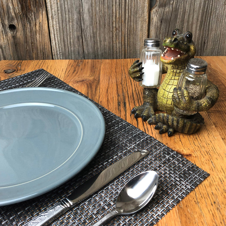 Salt and Pepper Shakers - Alligator