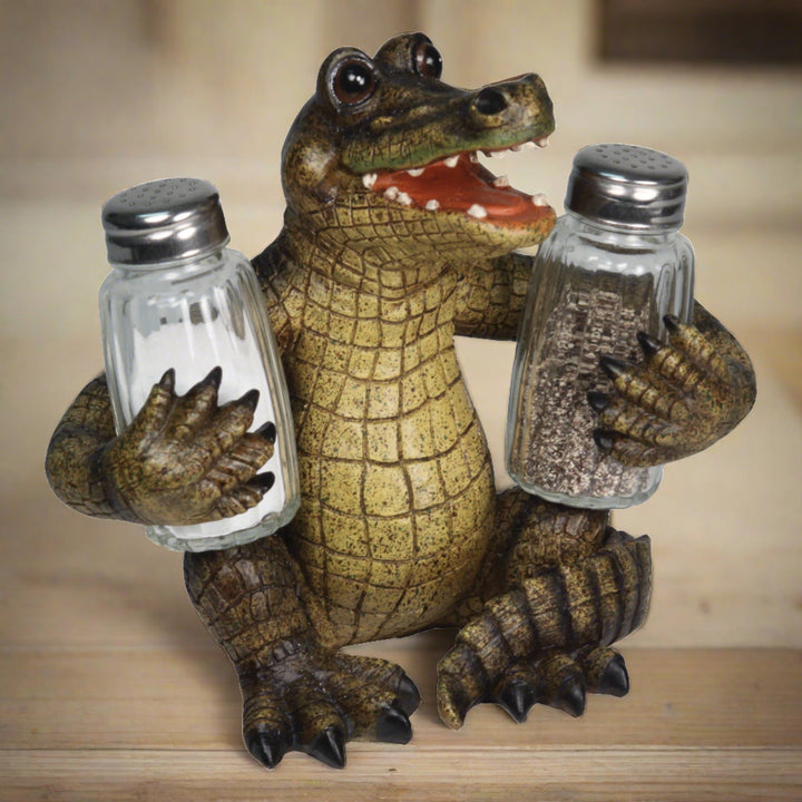 Salt and Pepper Shakers - Alligator